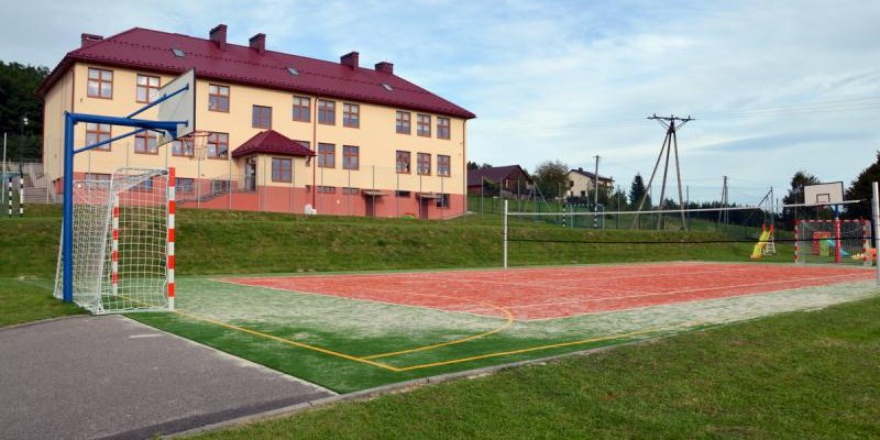 Modernizacja boiska sportowego przy Szkole Podstawowej w Rąbkowej