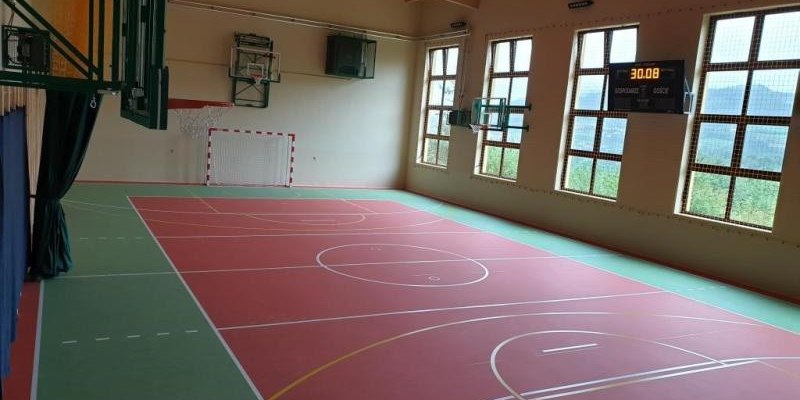 Piękna sala gimnastyczna w Rojówce otwarta