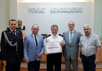 Druhowie kupią wyciągarkę i aparat powietrzny