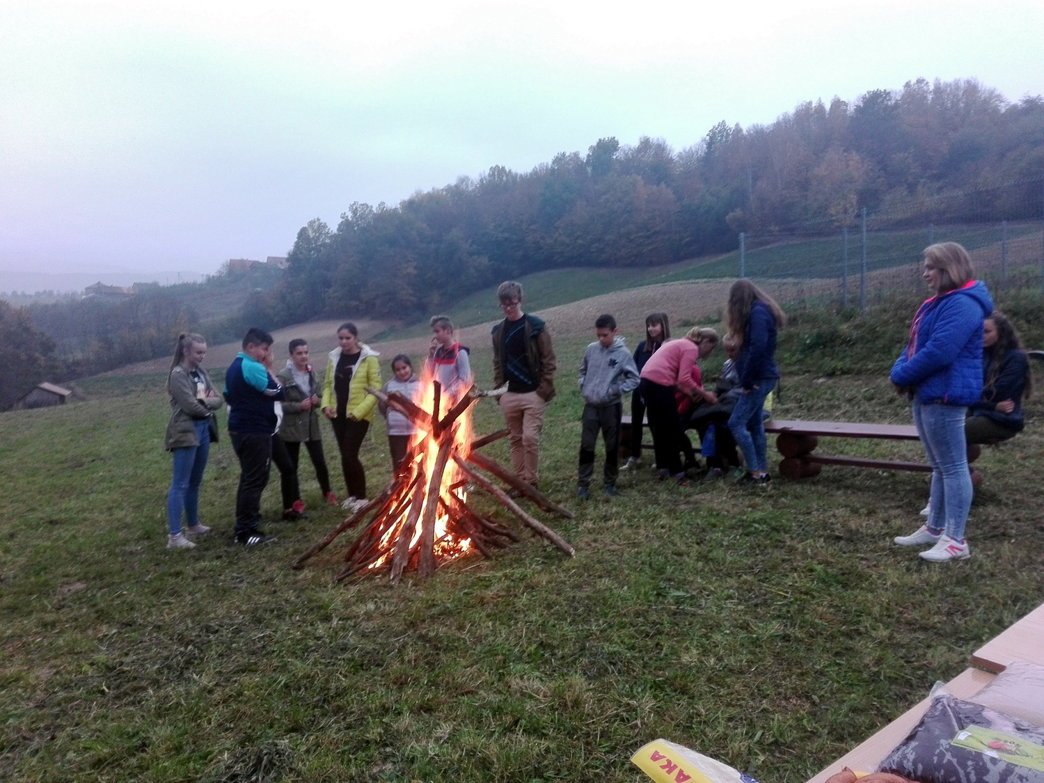 Uczniowie z Rojówki na biwaku w Sechnej